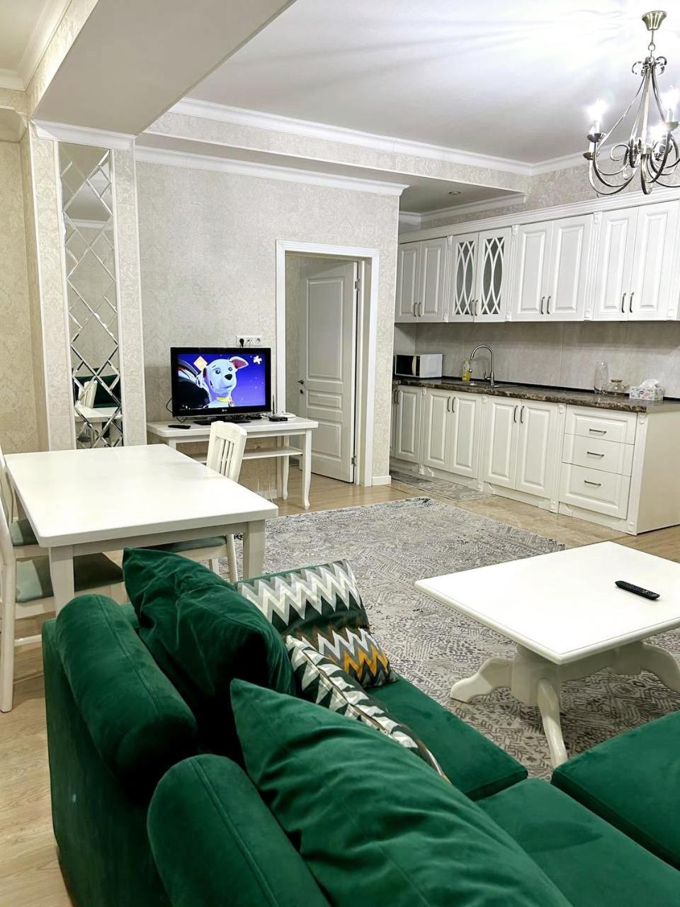 Comfortable Apartment Bischkek Exterior foto